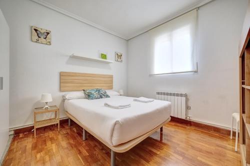  Vistabella 2 by Clabao in Pamplona