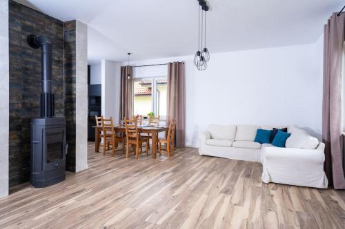 Golf & Lake House 14 in Naterki