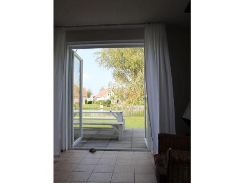 設施, on the lake Comfortable holiday residence in 金帕蘭