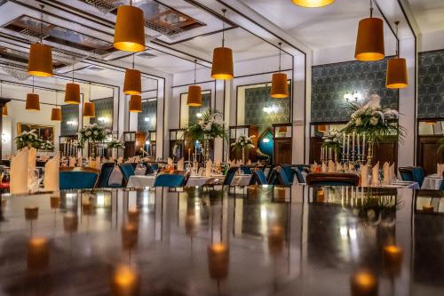 Restaurante, Hotel Sonex in Czestochowa