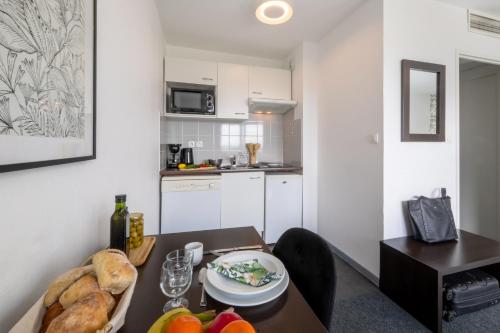 Néméa Appart'hotel Toulouse Saint-Martin - image 11