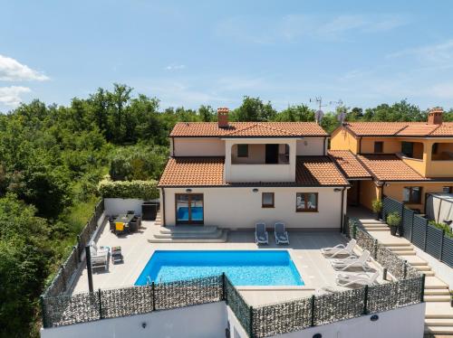 Skats, Villa Nina in Radmani