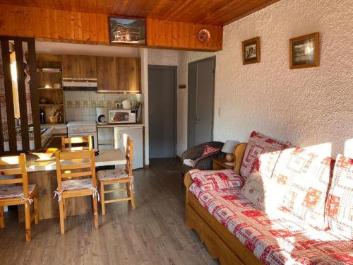Studio 2 Pers. Châtel, 200m Télésiège, Terrasse, WIFI, Animaux admis - FR-1-676-157, Châtel (foto 5)