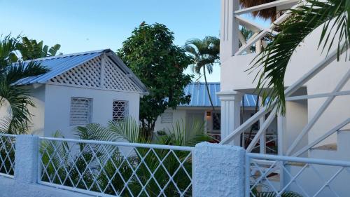 ทัศนียภาพภายนอกโรงแรม, Bayahibe Guest House Hotel in บายาไฮบ์
