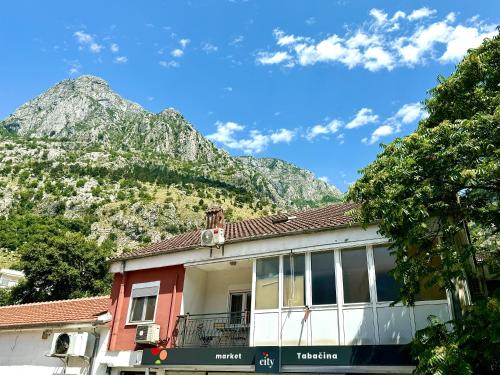 Tampilan eksterior, KotorHostelito in Dobrota