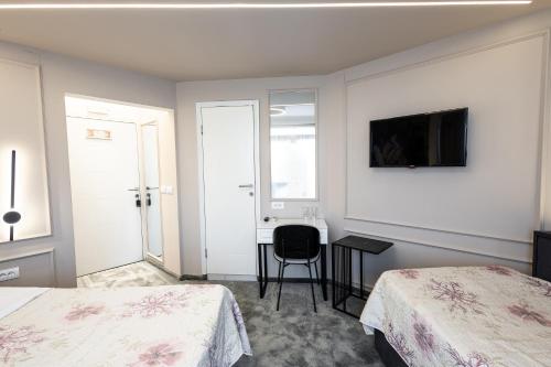 Garni Hotel Lotos Room Type - Triple Room