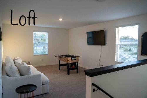 Aesthetic Escape just a drive away from Disney! in Zephyrhills