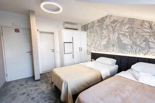 Garni Hotel Lotos Room Type - Standard Double Room