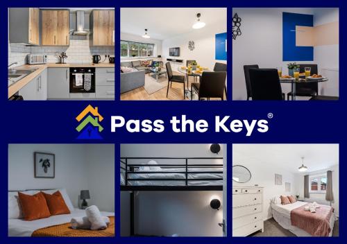 Pass the Keys Salford Haven 3-Bed Home with Garden, Moments from City Centre & Media City gîte à louer Salford Quays