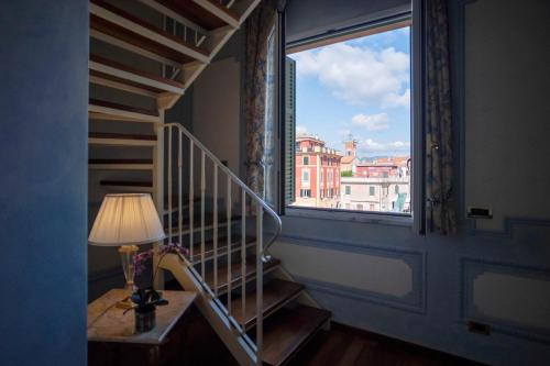 Suite Hotel Nettuno - image 9
