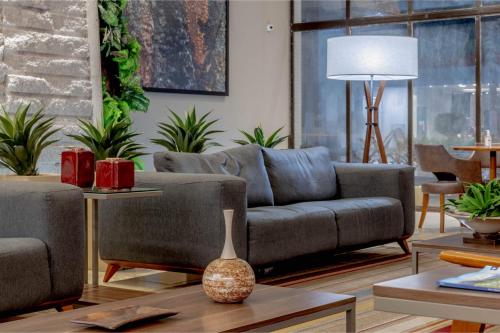 大堂, 庫亞巴德維爾高級酒店 (Hotel Deville Prime Cuiaba) in 庫亞巴市中心