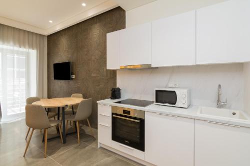 Socrates Fully Equipped Apartments with Unique Design 5