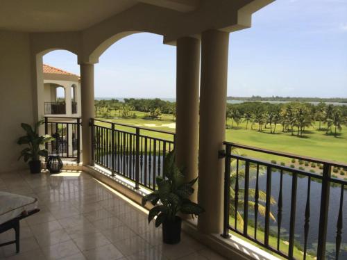 Coco Beach Resort Condo - image 3