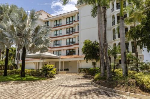 Vista Exterior, Coco Beach Resort Condo in Rio Grande
