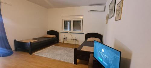 Apartments Discovery 2 - image 8