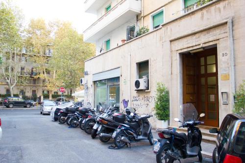 Windows on Rome - image 5