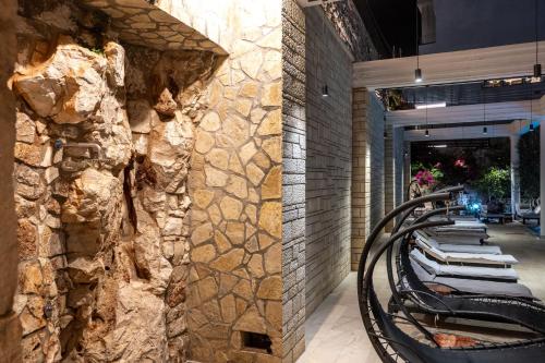 Art Hotel - image 6