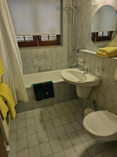 Ferienwohnung im Haus Castor, Grächen (foto 6)