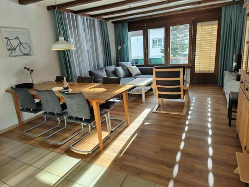 Ferienwohnung im Haus Castor, Grächen (foto 8)