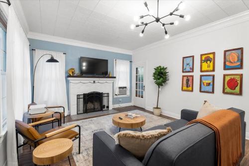 La Nina - Charming 3BR Bungalow w Awesome Pool in San Antonio, USA