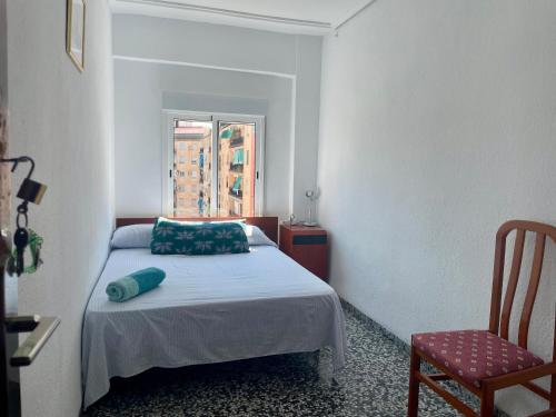private room in shared apartment Valencia WorkStay, Valencie (fotografie 5)