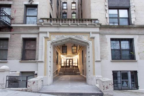 Elegant Urban Escape, New York (photo 7)