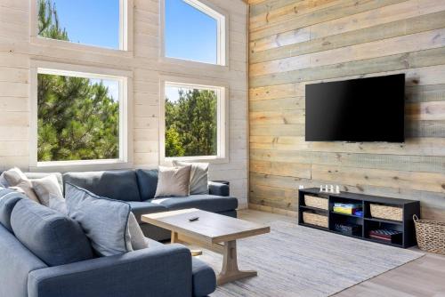 Pines and Recreation - image 4