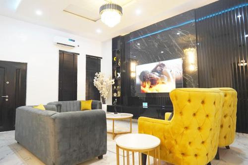 Ajike StayCrib, Lekki