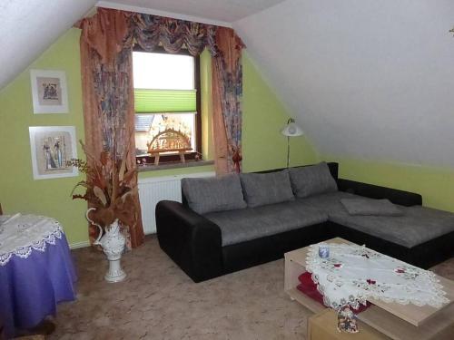 gemütliche große Wohnung in ruhiger Lage (gemutliche große Wohnung in ruhiger Lage) in Moorgrund