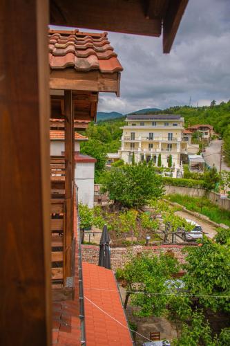 АЛЕКСОВА КЪЩА