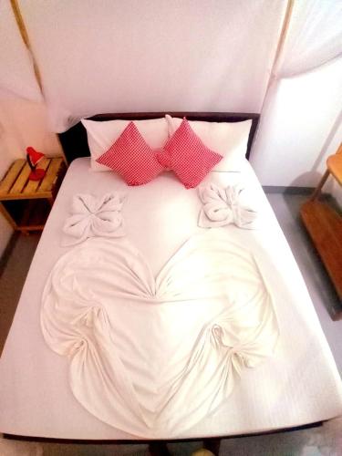 Budget Double Room image 4