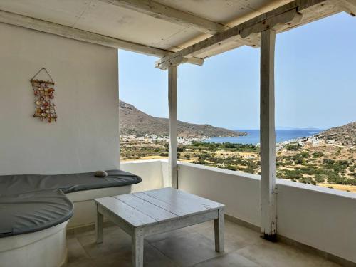 Thomas Apartments Katapola - Chora 2