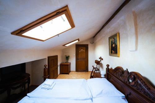 Double Room image 9