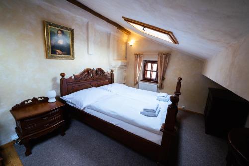 Double Room image 10