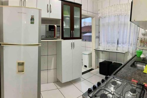 Kitchen, Apartamento confortavel Guaruja in Enseada