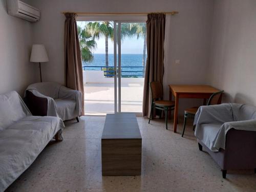 Amalia Apartments in 尼奧奇奧利奧