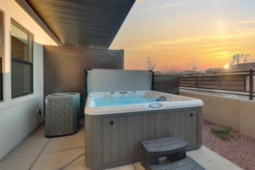 Ocotillo Springs Resort 40 Private Hot Tub Community Pool and More - image 14