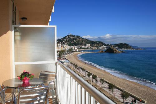 Apartaments El Sorrall, Blanes