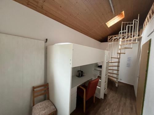 Quadruple Room with Private External Bathroom image 7