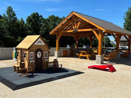 Cottages of Pickwick-123 in Counce, USA