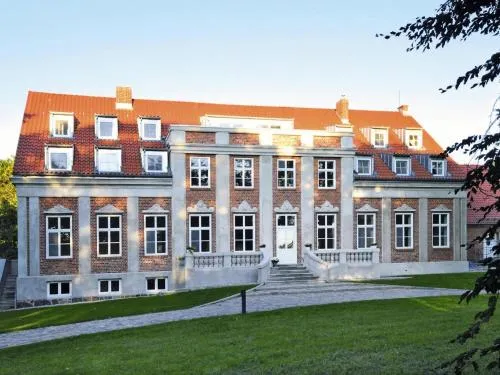 Gutshaus Zicker in Garz in Zicker, Deutschland