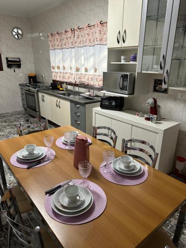 PA 432 Linda Casa na Penha Próximo Metro Shopping Facil Acesso Guarulhos e Arena Corinthians (PA 432 Linda Casa na Penha Proximo Metro Shopping Facil Acesso Guarulhos e Arena Corinthians) in เปนยา