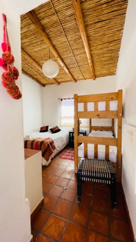 1 double bed, 1 bunk bed