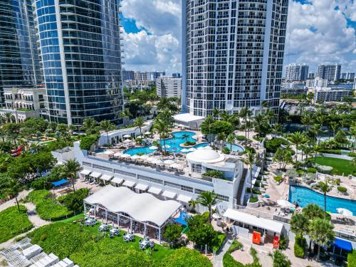 Large Resort Suite in Sunny Isles Beach in Sunny Isles Beach, USA