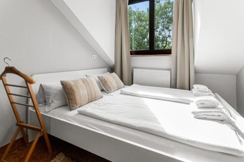 Flatista Homes - Penthouse with Rooftop Gym, Monachium (zdjęcie 9)