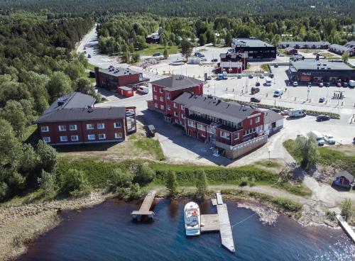 . Hotel Inari