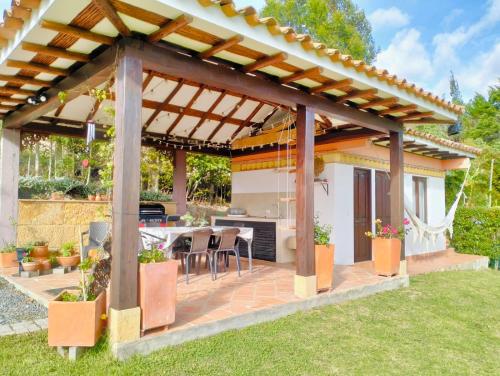 Facilities, Cabana en Mirador de Puente Piedra in El Roble