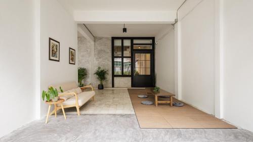 02 Wabisabi Bangkok 3 MIN TO Train Station - image 10