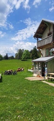La Petite Echelle in Longevilles-Mont-d'Or