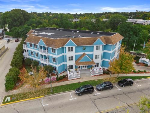 Mill Creek Hotel - main image